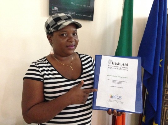 Davida Macauley with the Directory of Postgraduate Courses Davida Macauley with the Directory of Postgraduate Courses